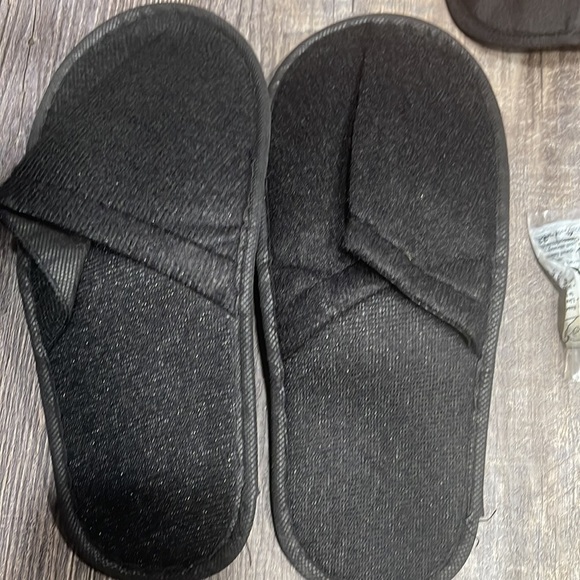 Travel set - Picture 2 of 6